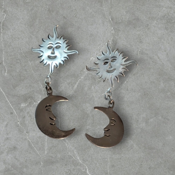 ❄️Vintage Sterling Silver Celestial Sun & Moon Dangle Earrings, Whimsigo - Picture 4 of 6
